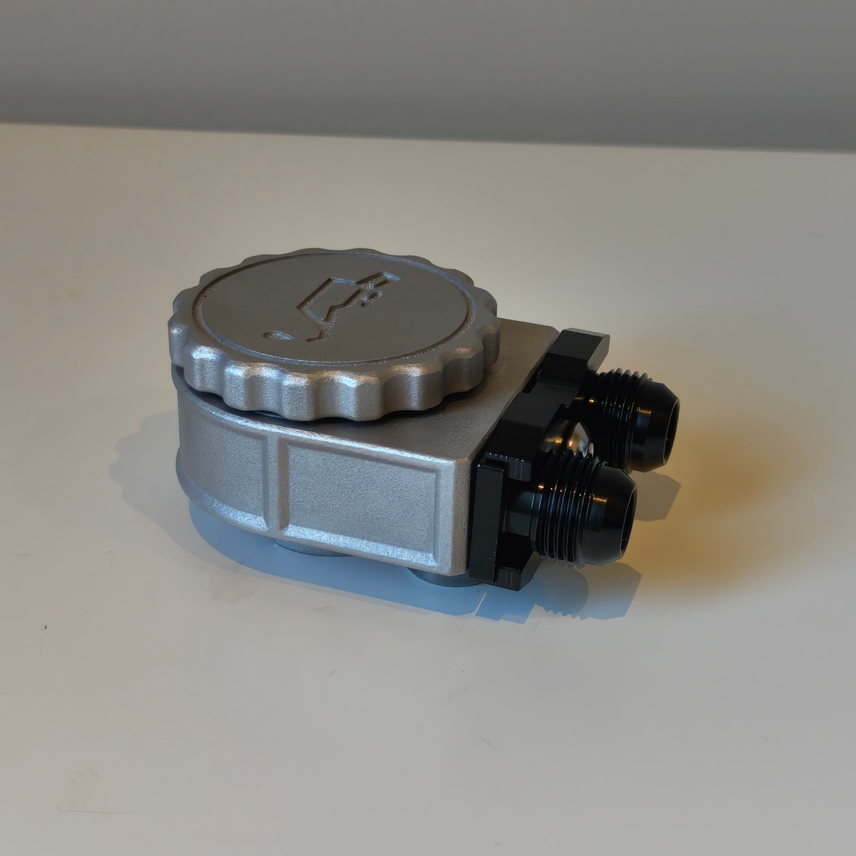 BMW Vented Oil Cap - aluminium